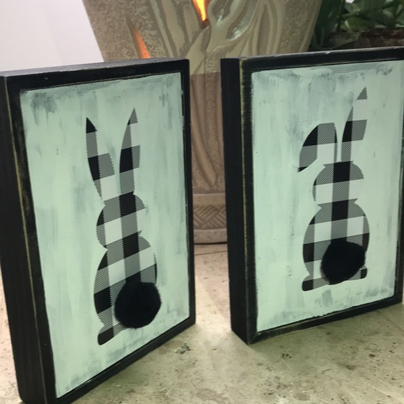 🎉🎉 CLOSET CLEAR OUT 🎉🎉Farmhouse Pair of Bunnies - Picture 2 of 4